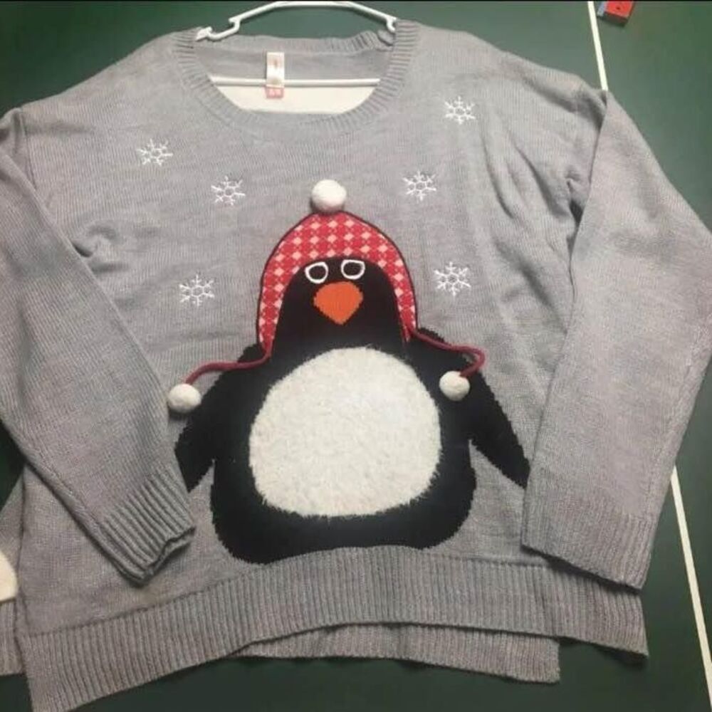 Penguin Sweater w/ Fuzzy Tummy - Juniors XL